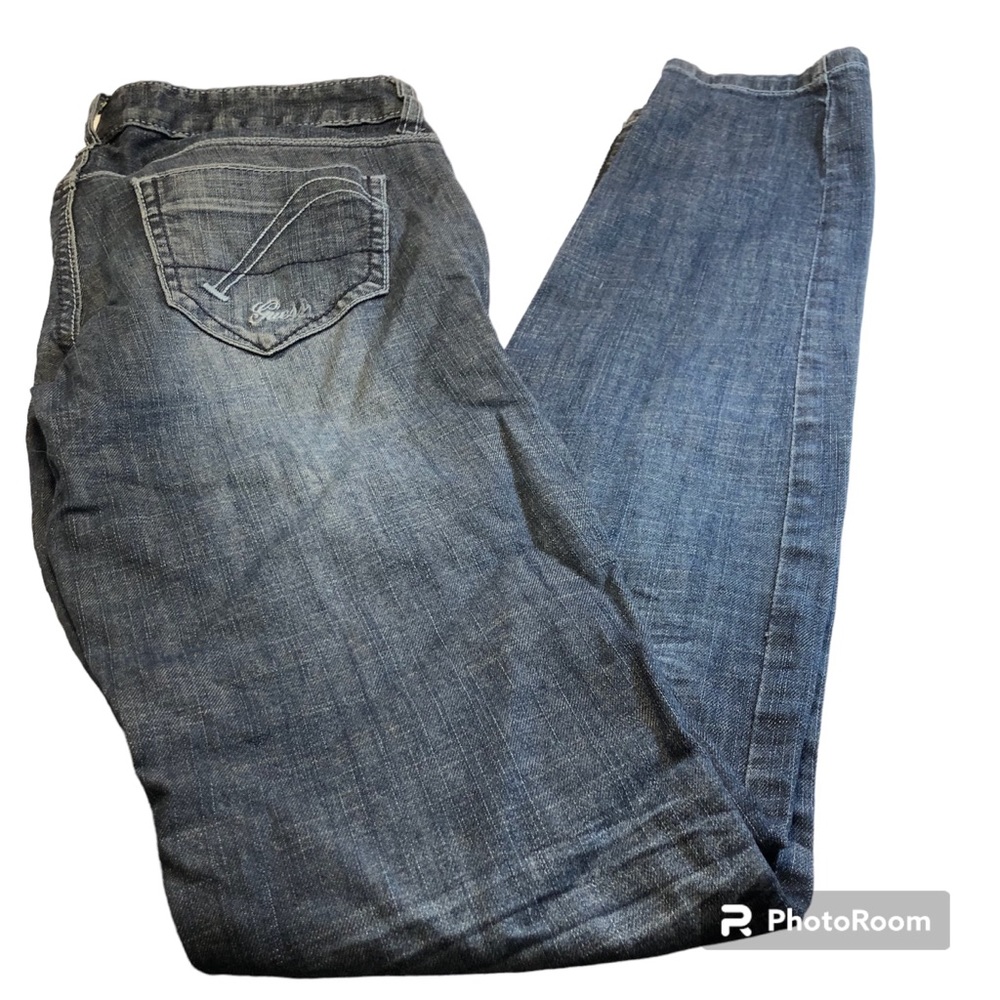 Guess women’s skinny Jeans Size 25 front and back Pockets